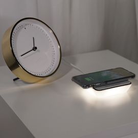 2018 New arrival portable fast wireless charger with Sensor Control LED Night Light for iphone 7/8/X/XS max xr for samsu